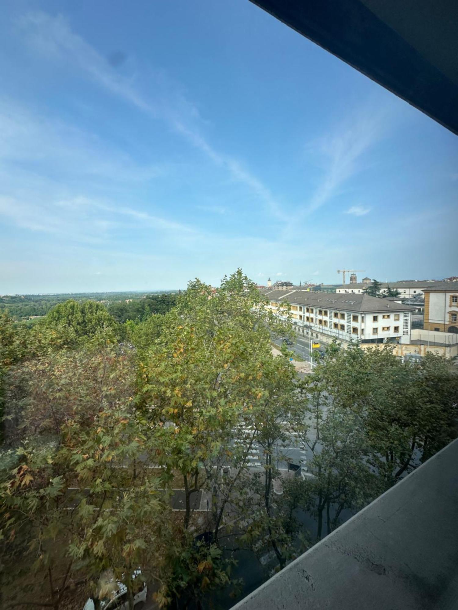 Modern Flat With A Stunning View In Cuneo Center Eksteriør billede