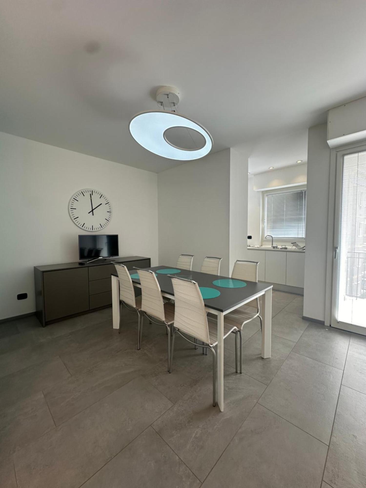 Modern Flat With A Stunning View In Cuneo Center Eksteriør billede